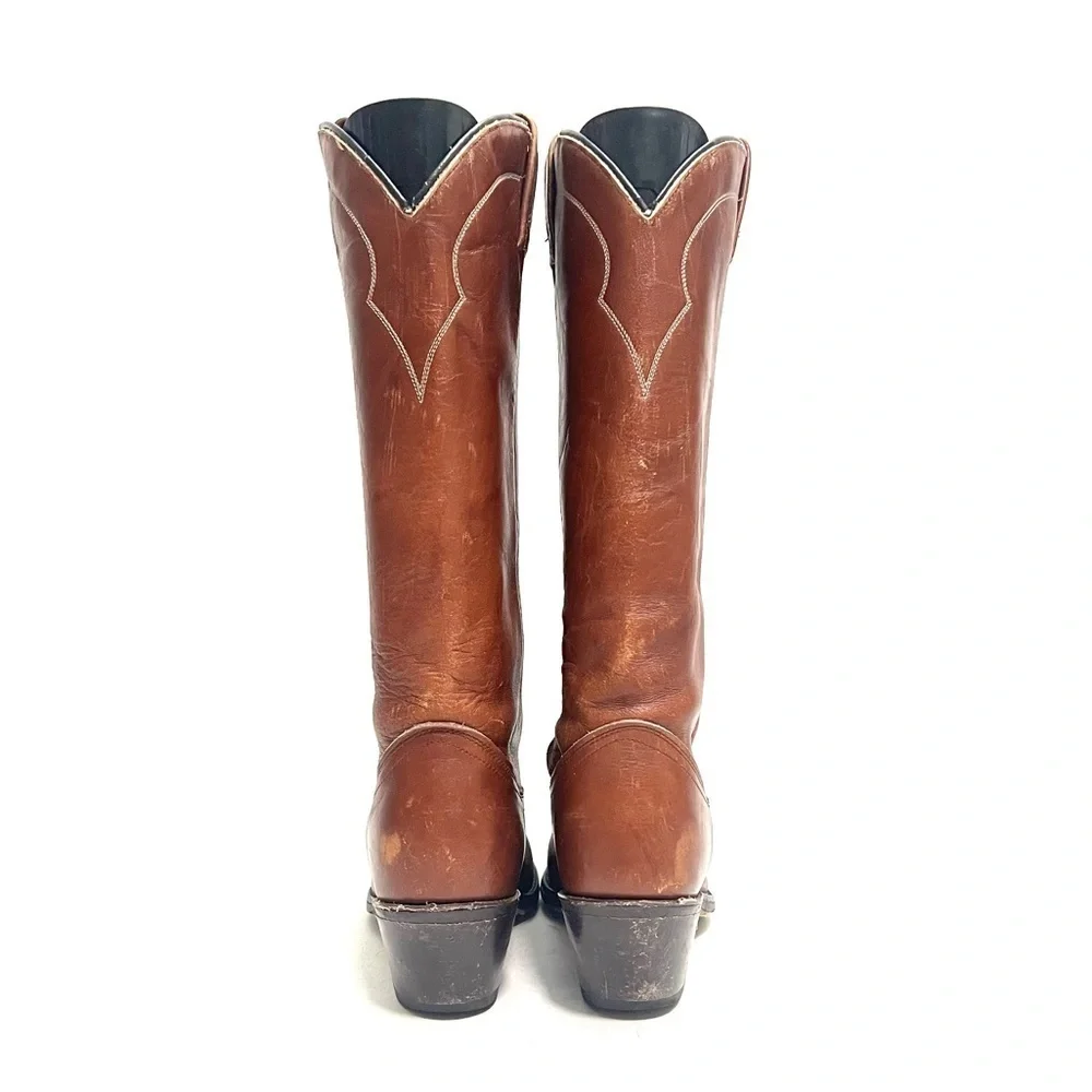 Vintage 1970s men’s brown leather pull on heeled cowboy boots